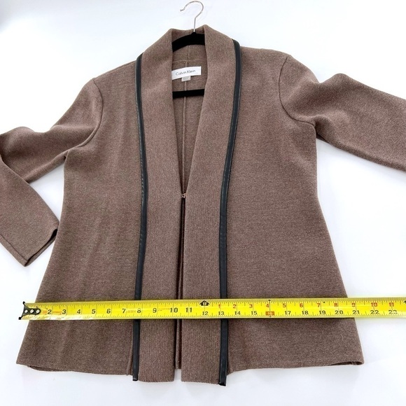 Calvin Klein Women's sz M Taupe/Black Open Front Knit Cardigan Faux Leather Trim - Picture 6 of 13